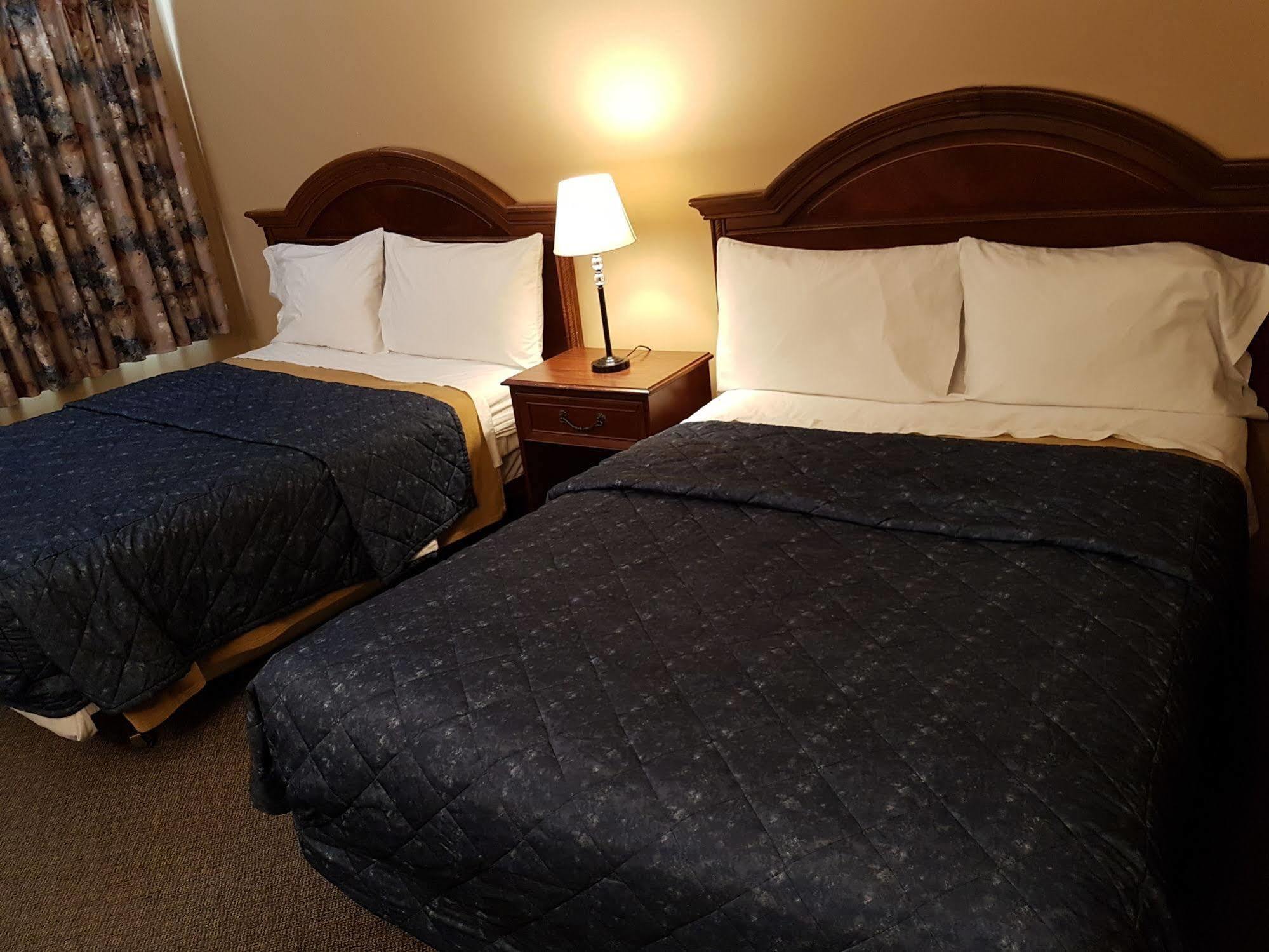 Capri Motel Порт Колборн Екстериор снимка